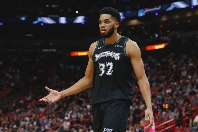 六连败背后 六连败背后