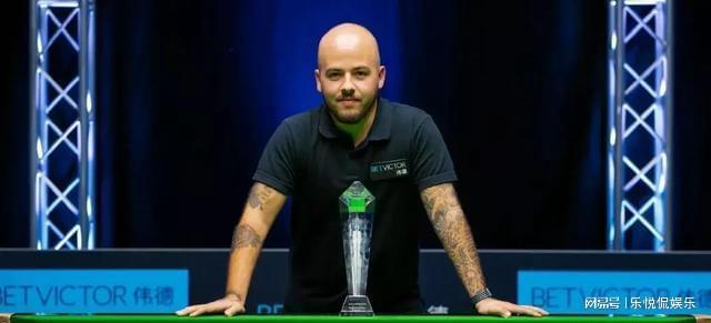 在不同场地 在不同场地